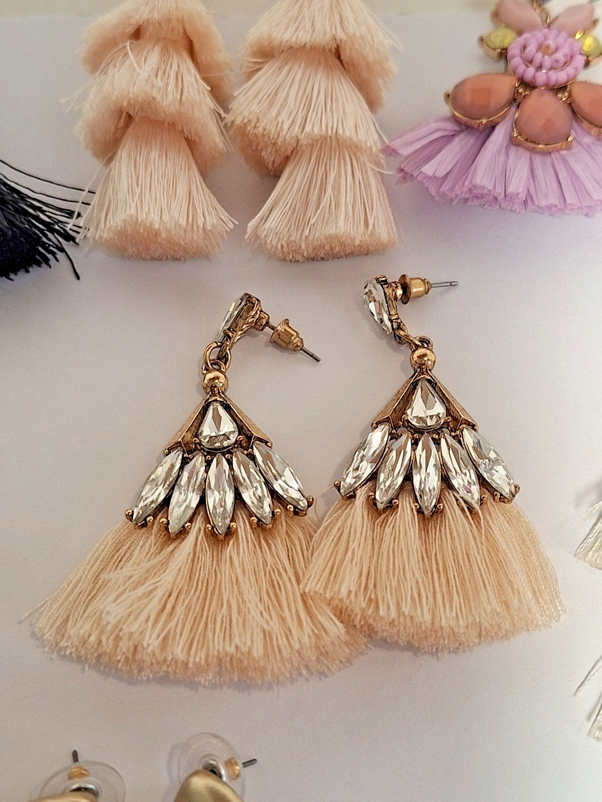 Lot of 5 Pairs Vintage Unbranded & 2 Branded Tassel Fashion Pierced Earrings