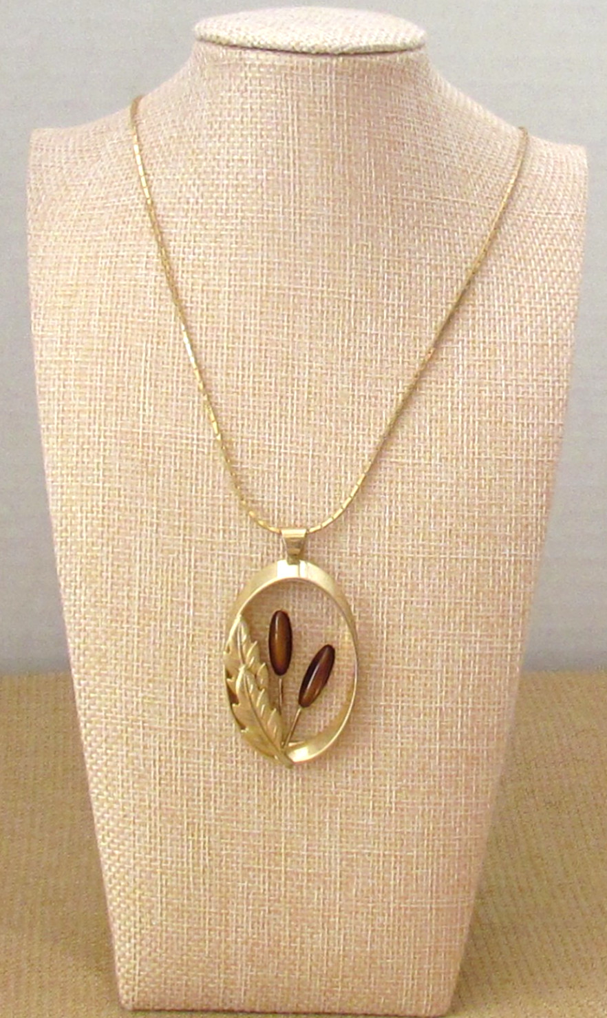 Park Lane Necklace Golden Brown Cattails Pendant Gold Tone Chain Leaves Vintage