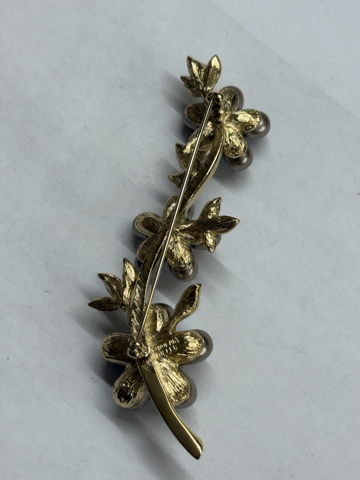 Nolan Miller Vintage Brooch Classic Collection.Gold tone.Swarovski Crystal.
