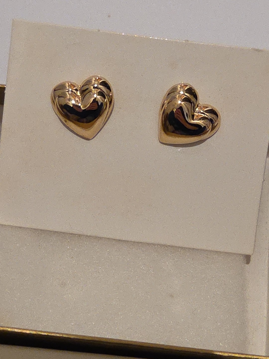 Vintage 1984 Avon Puffed Heart Pierced Earrings Goldtone New With Box