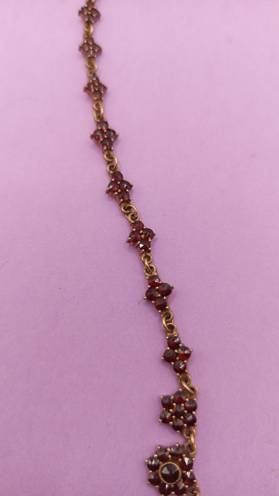 NO TARIFF Antique Bohemian Garnet Necklace Gold Tone VIntage 8 7/8″