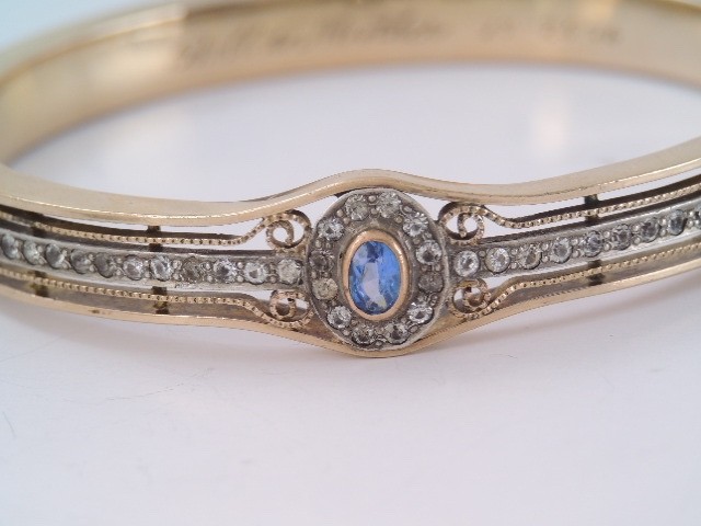 STUNNING ANTIQUE 14K GOLD FILLED WHITE & BLUE STONE HINGED BANGLE BRACELET