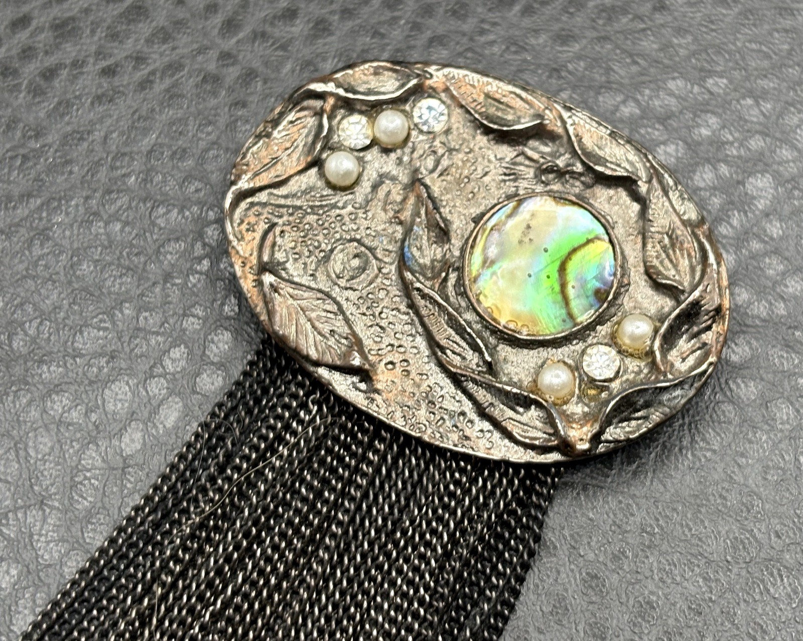 VTG 3.5” Silver Tone Fringe Abalone MOP Tassel Chains Dangle Pin Brooch