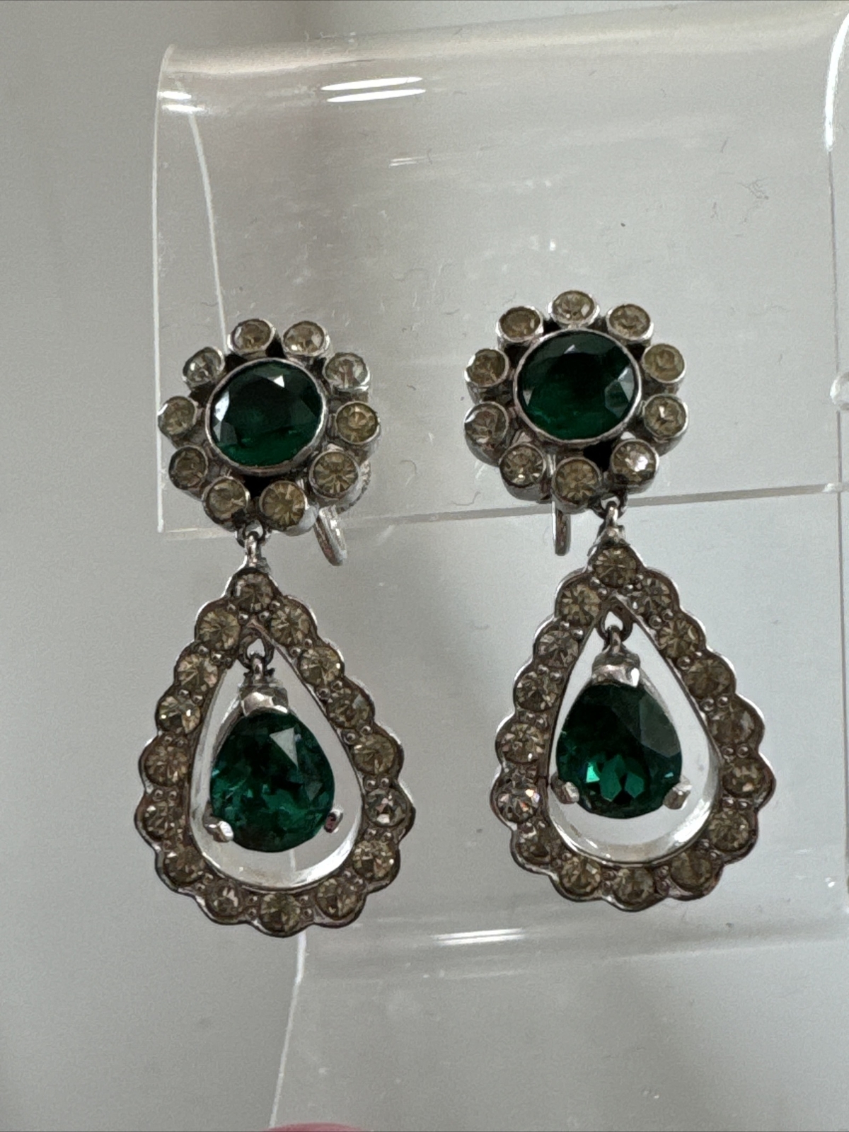 Beautiful Art Deco Rhinestone Emerald Drop Earrings For Any Occasion