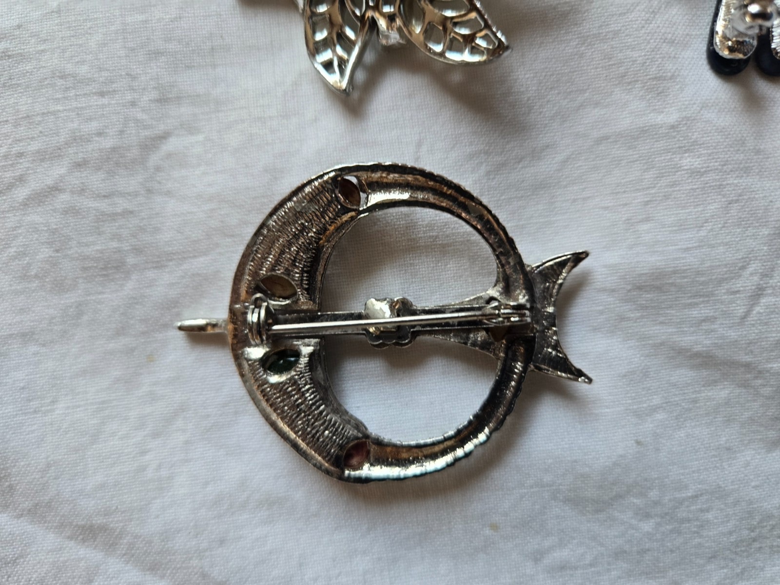 Lot of 4 Misc. Brooches, Dragonfly, Flower and etc. #AA