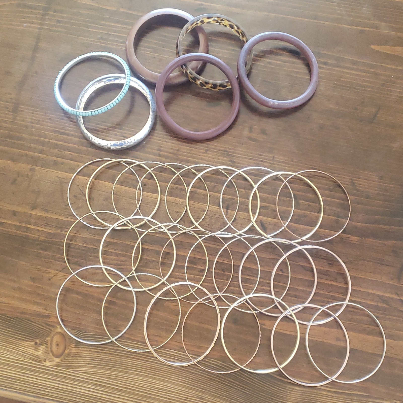 24-Piece Multicolor Mixed Materials Bangle Lot for Unisex Adults Fashion Jewelry