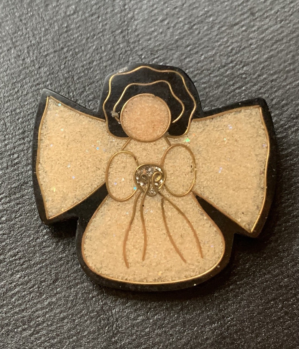 Vtg 1980’s Angel Christmas Pin Retro Collectible Costume Jewerly Brooch 2”x2”