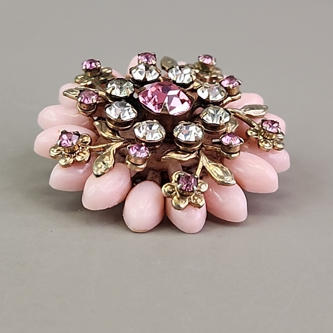 Vintage Flower Brooch Pink Acrylic Rhinestone Gold Tone Layers 1.5″