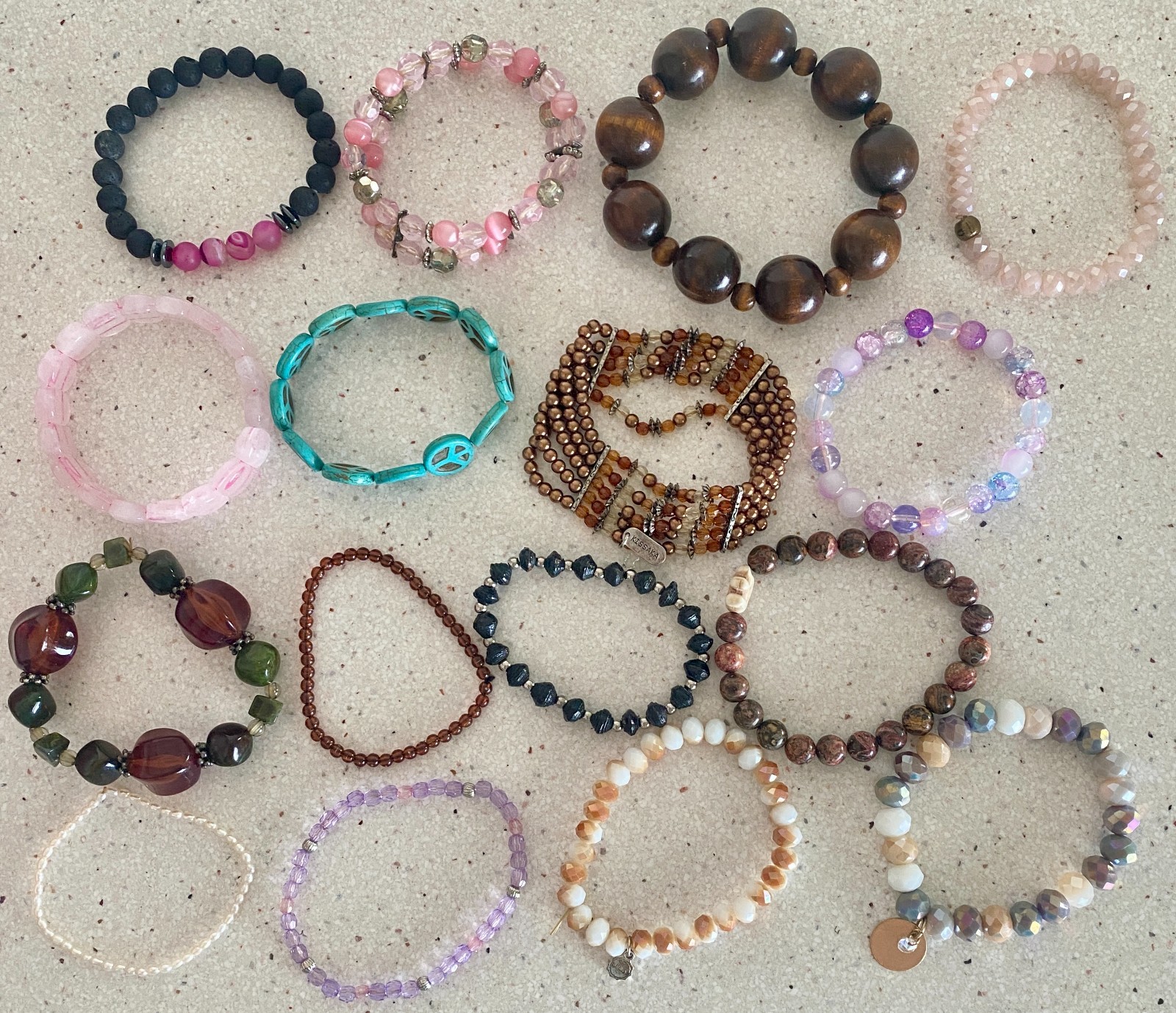 Lot of 16 Bracelets Beaded Stretch Gemstone Wood Lucite Stackable Lizas Kissaka