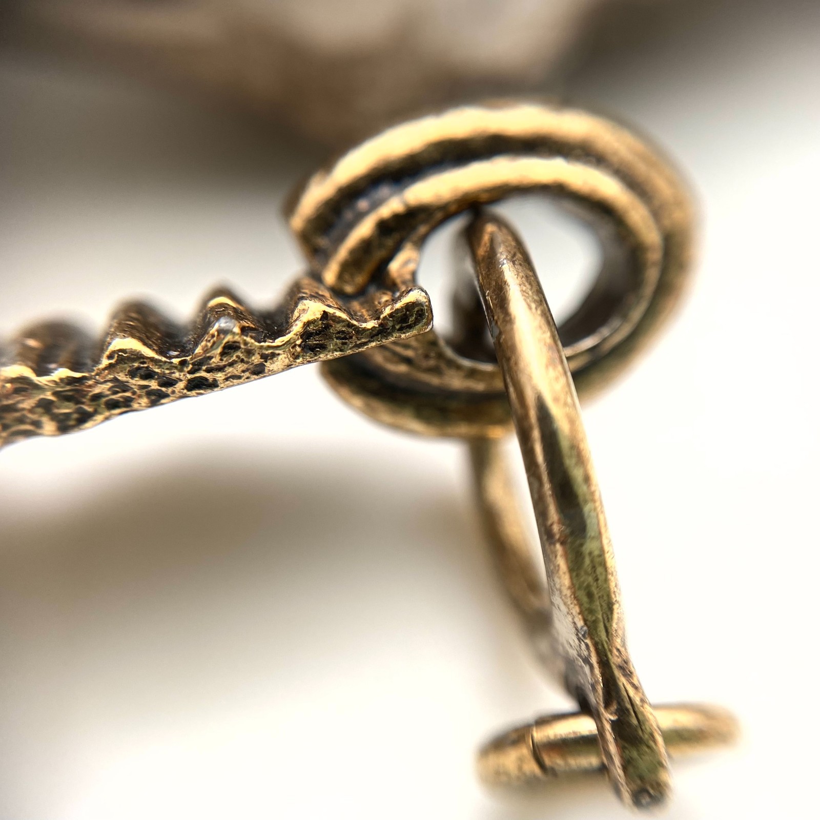 Vintage Brass Plated Broken Sword Pendant (MP89)