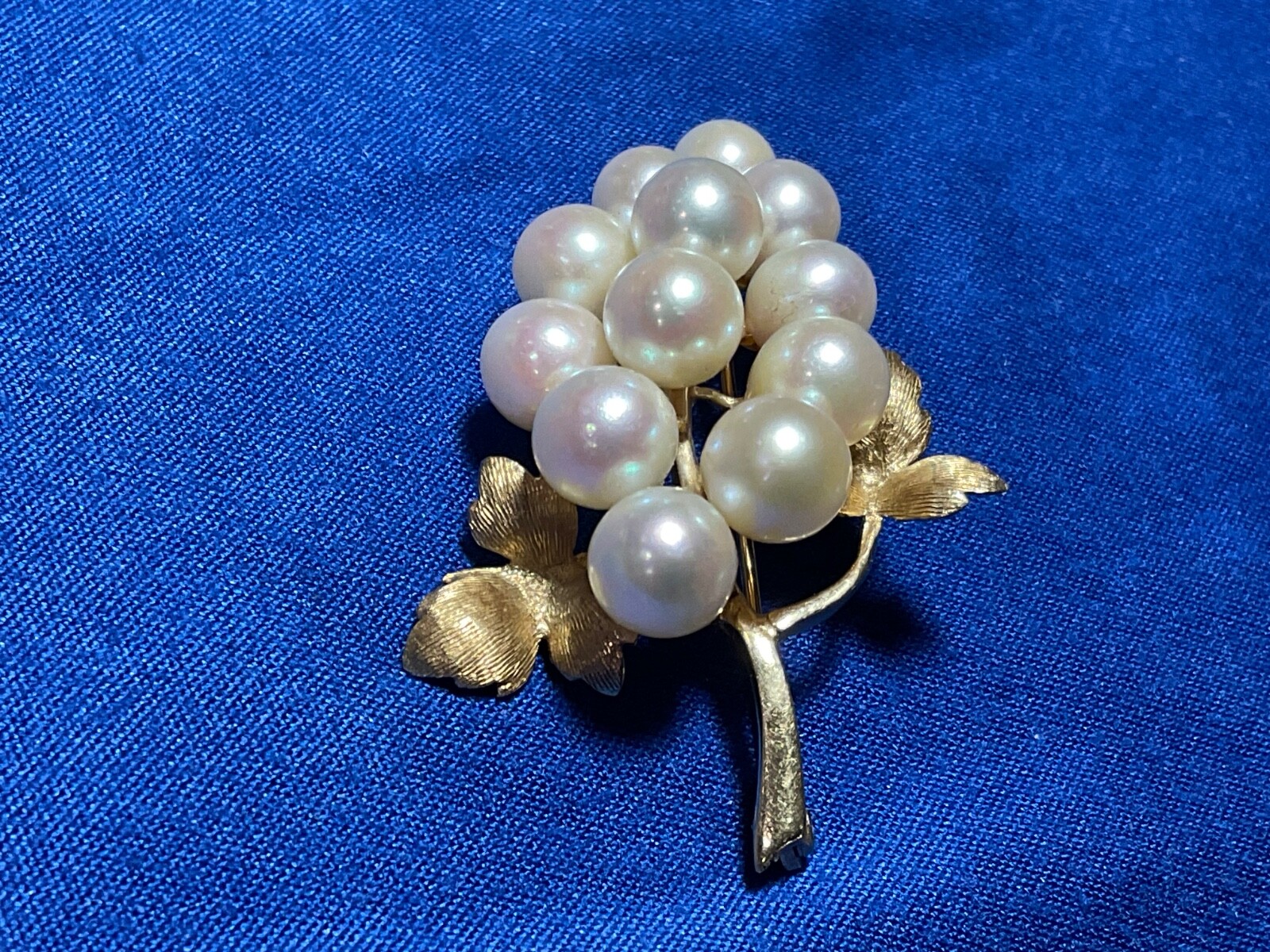 VINTAGE 14K PEARL GRAPE CLUSTER BROOCH PIN ESTATE FIND- 8 grams VERY NICE!