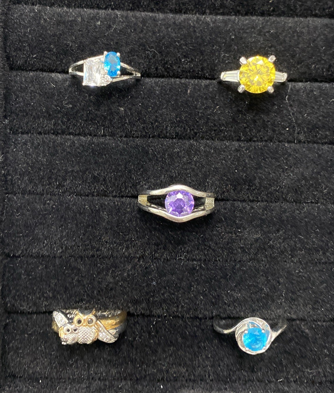 ✨Lot Of 5 Vintage To Now Beautiful Gemstone Estate Rings, All Size 5✨