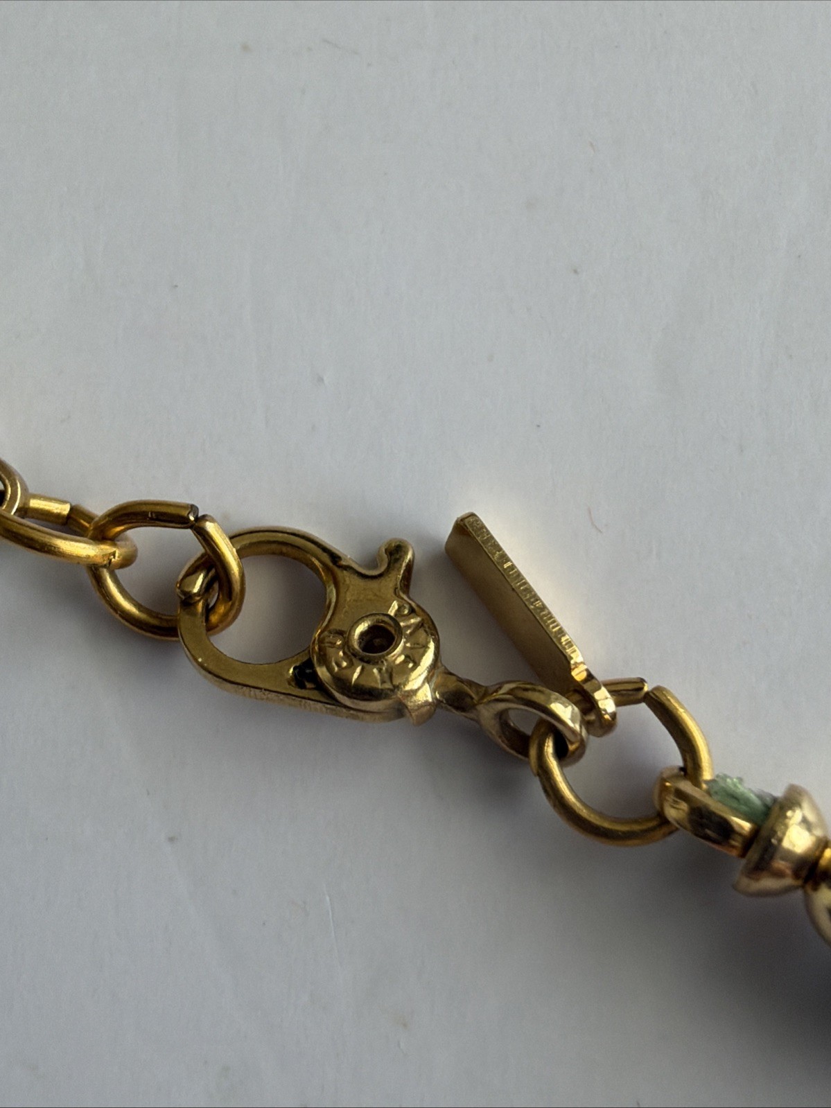 Vtg Monet Mint Green Necklace: Gold Tone/ Very Good Pre-owned Condition