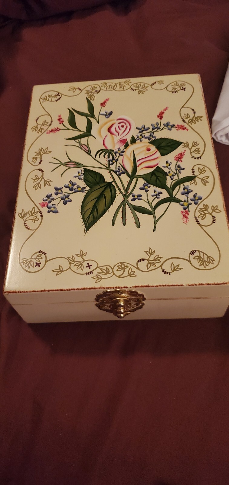 Joan river victorian language of flower locket / Jewelry Box