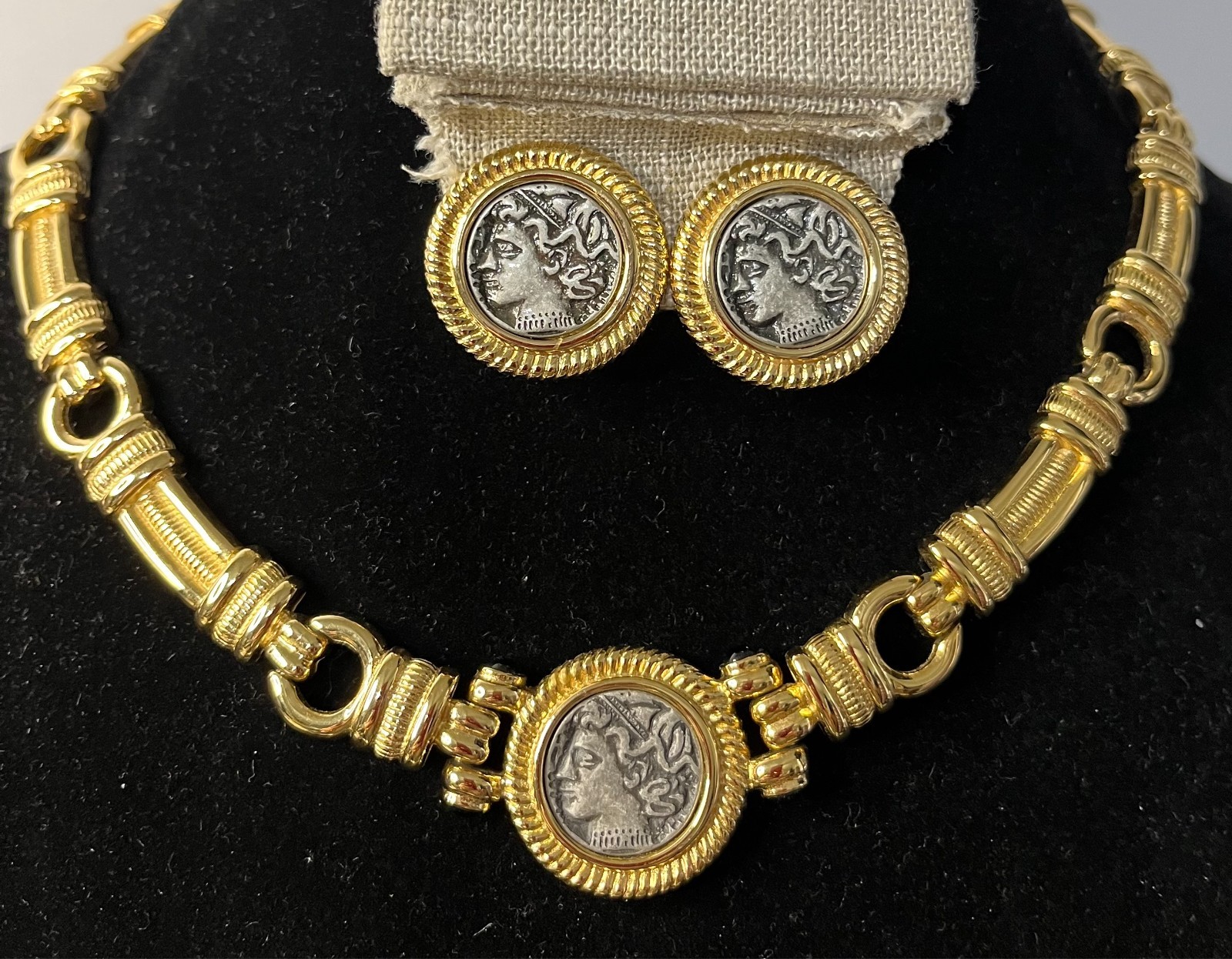 Mary Kay New Faux Roman Coin Intaglio Necklace Clip Earrings Set 1980’s-90’s