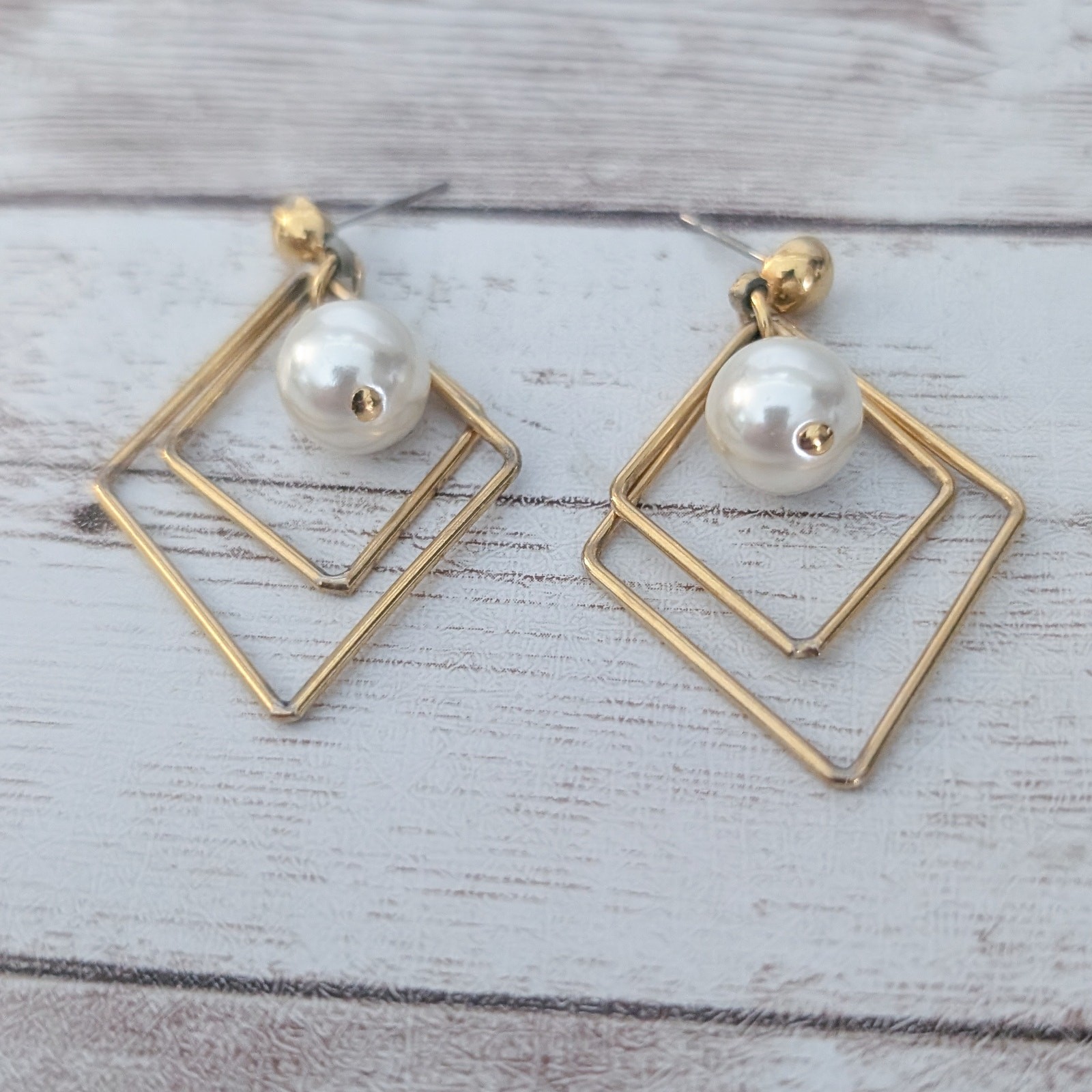 Vintage Earrings for Pierced Ears Gold Tone & Faux Pearl – Fair Condition