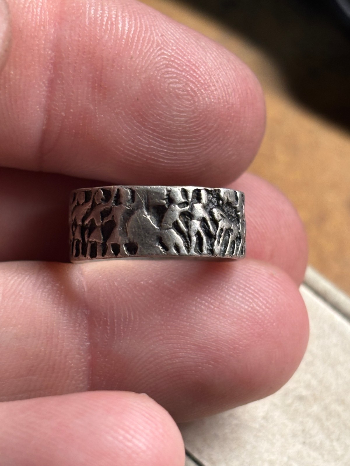 4g Vintage 925 Sterling silver NATIVE AMERICAN ? Storyteller Ring sz 5.5