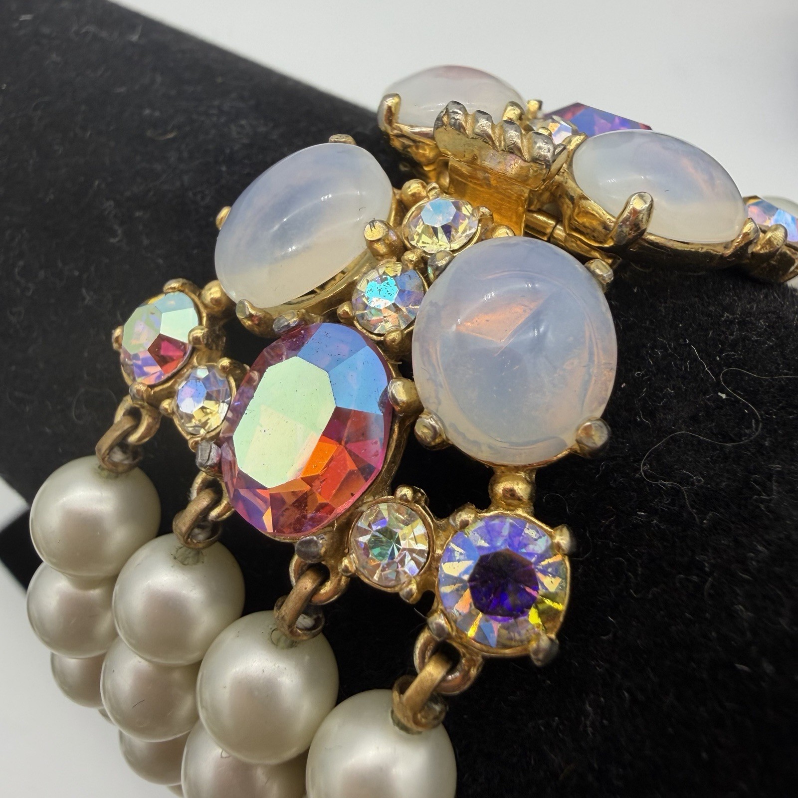VTG SCHIAPARELLI Signed Bracelet Opaline Pink AB Faux Pearl Statement Rare