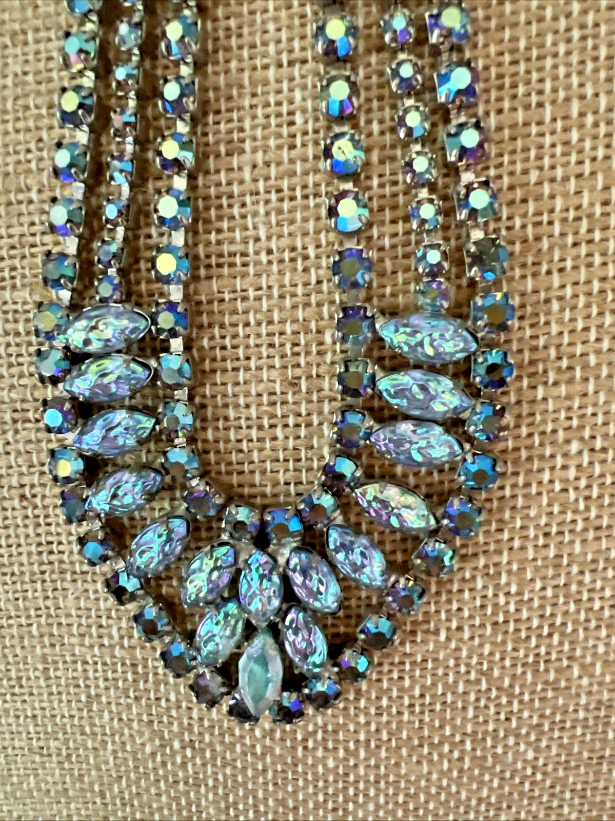 VTG. MCM BLUE AURORA BOREALIS RHINESTONE & ART GLASS NECKLACE & EARRING SET
