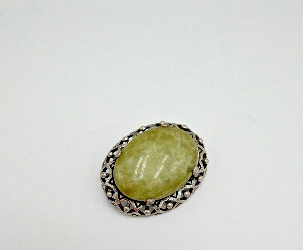Miracle Brooch Pewter Celtic Design Green Marbled Style Stone Great Britain VGC