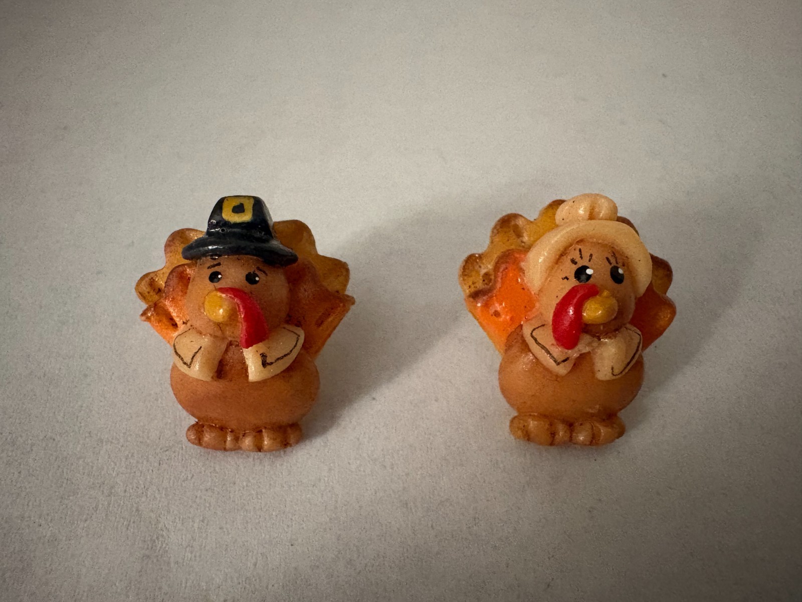 Vintage Pilgrim Turkey Earrings Plastic