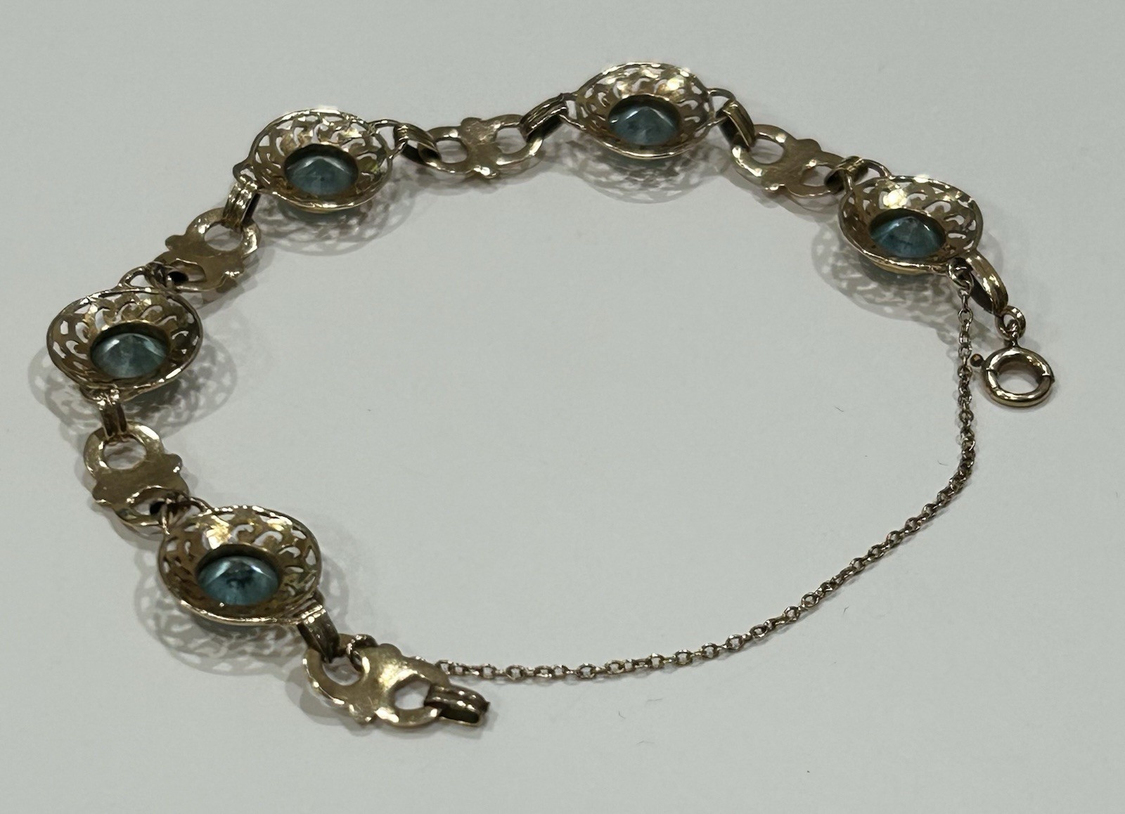 Antique 10k Yellow Gold Blue Zircon Bezel Set Filigree Bracelet – 8.03 G – 6.5”