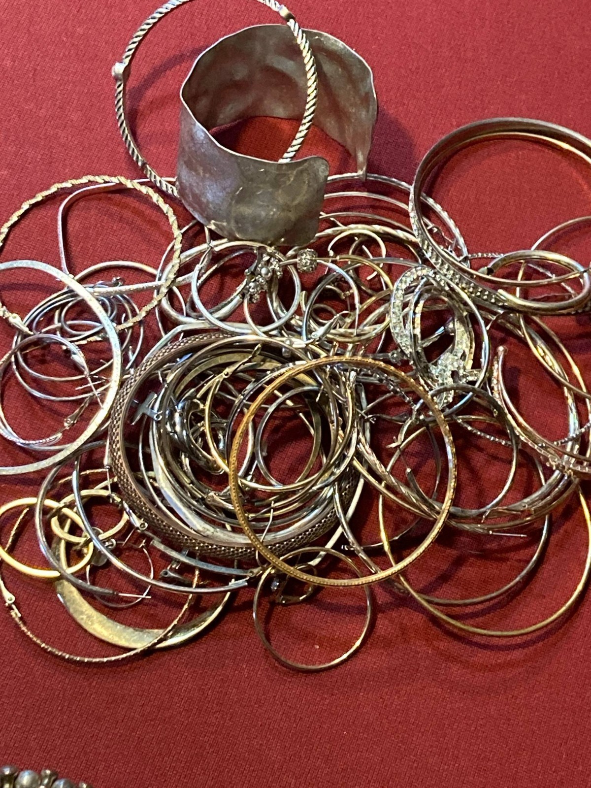 2 LB Tangled Jewelry Treasure Hunt Lot 100% UNSEARCHED Gold Tone Silver Tone