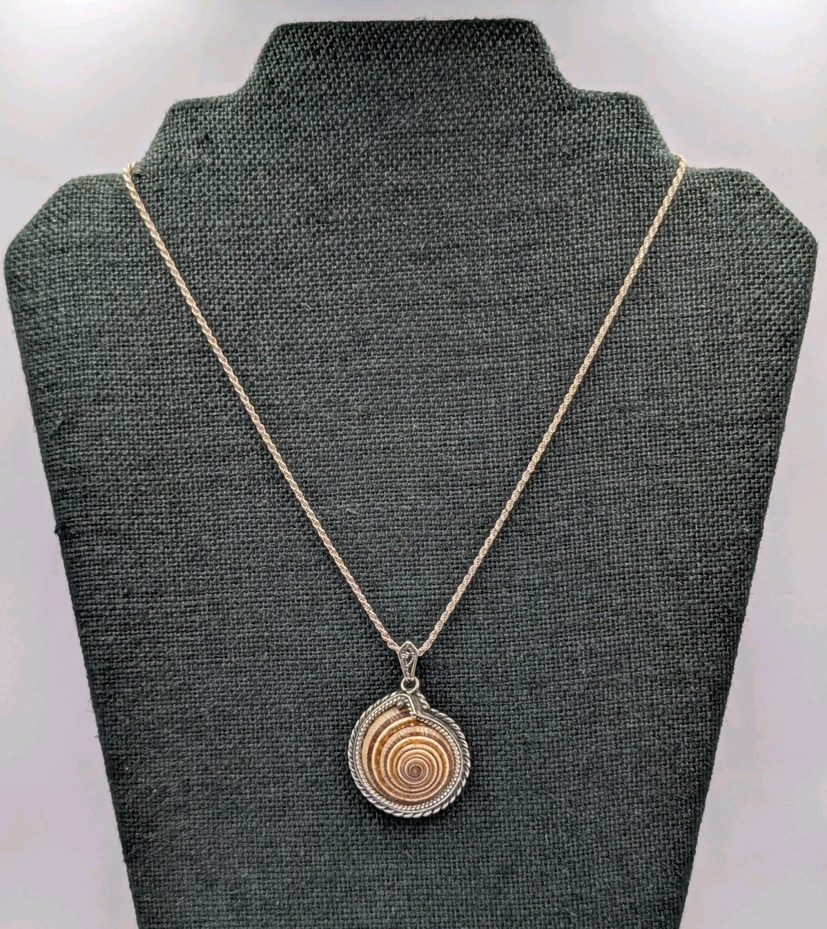 Vtg 925 Sterling Silver Sundial Seashell Pendant Necklace 18″ Italian Rope Chain