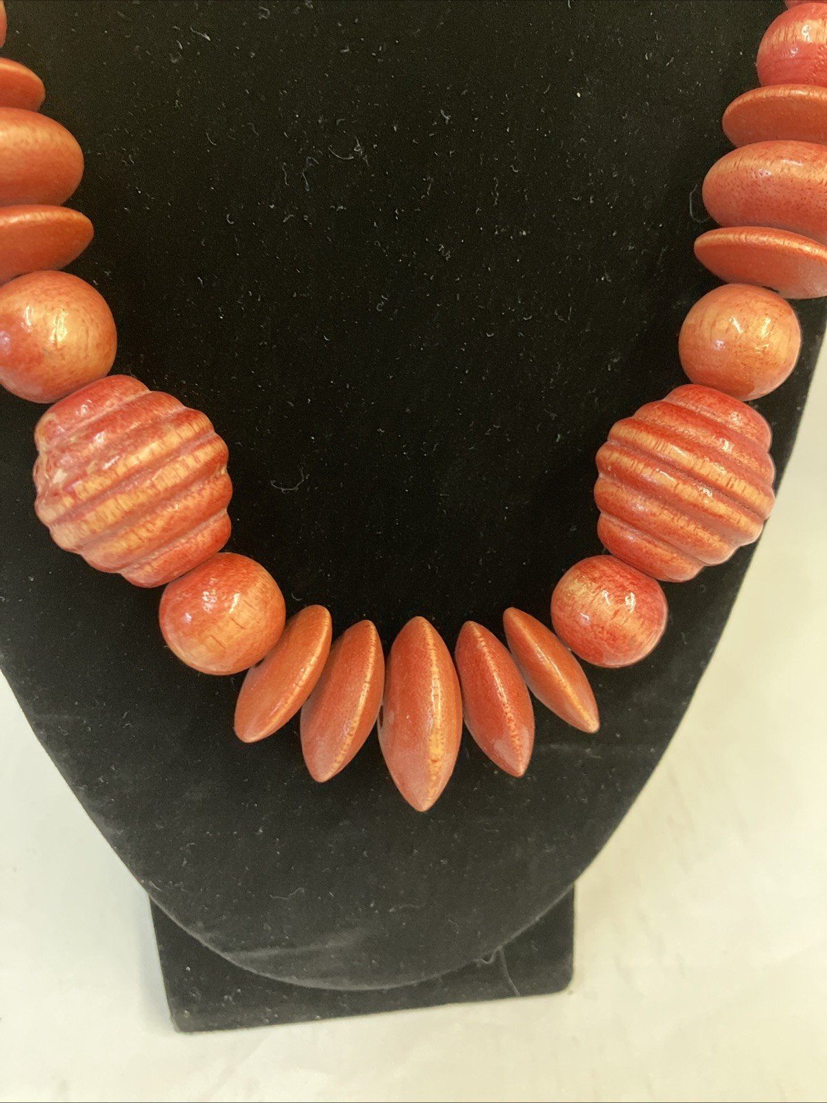 Vintage Large Wood Beaded Necklace 18”multi Shaped Beads Very Good Preowned