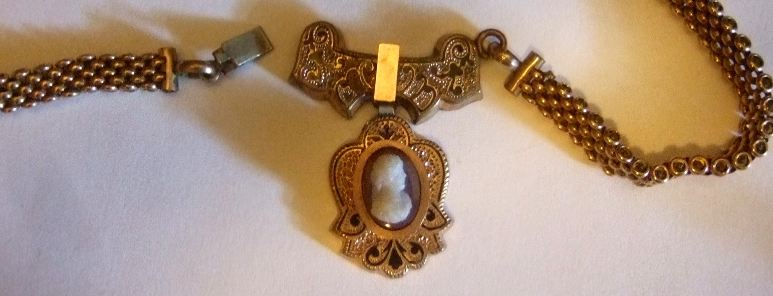 Antique Victorian Cameo Neckace Wide Chain Gorgeous Estate Jewelry