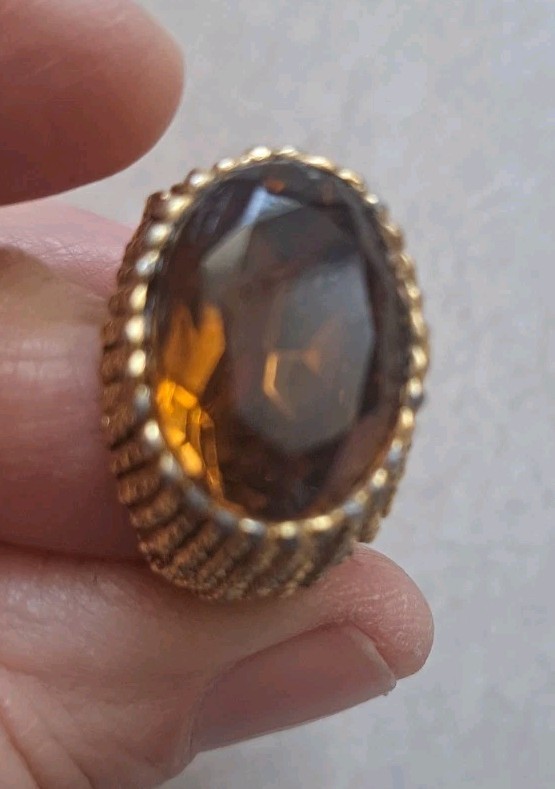 Beautiful Vintage Ring