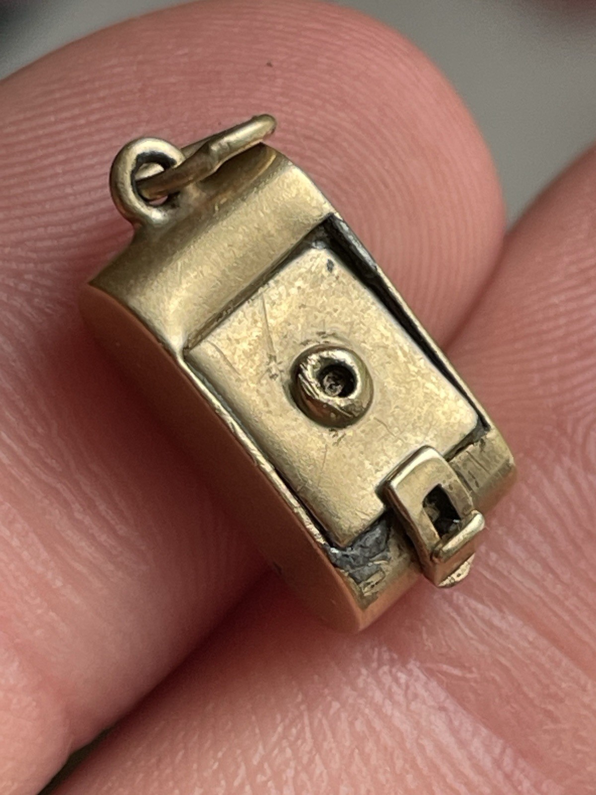 Vintage Solid 10k Gold Charm ~ Mechanical Antique Camera 2g ~ Estate Fresh!