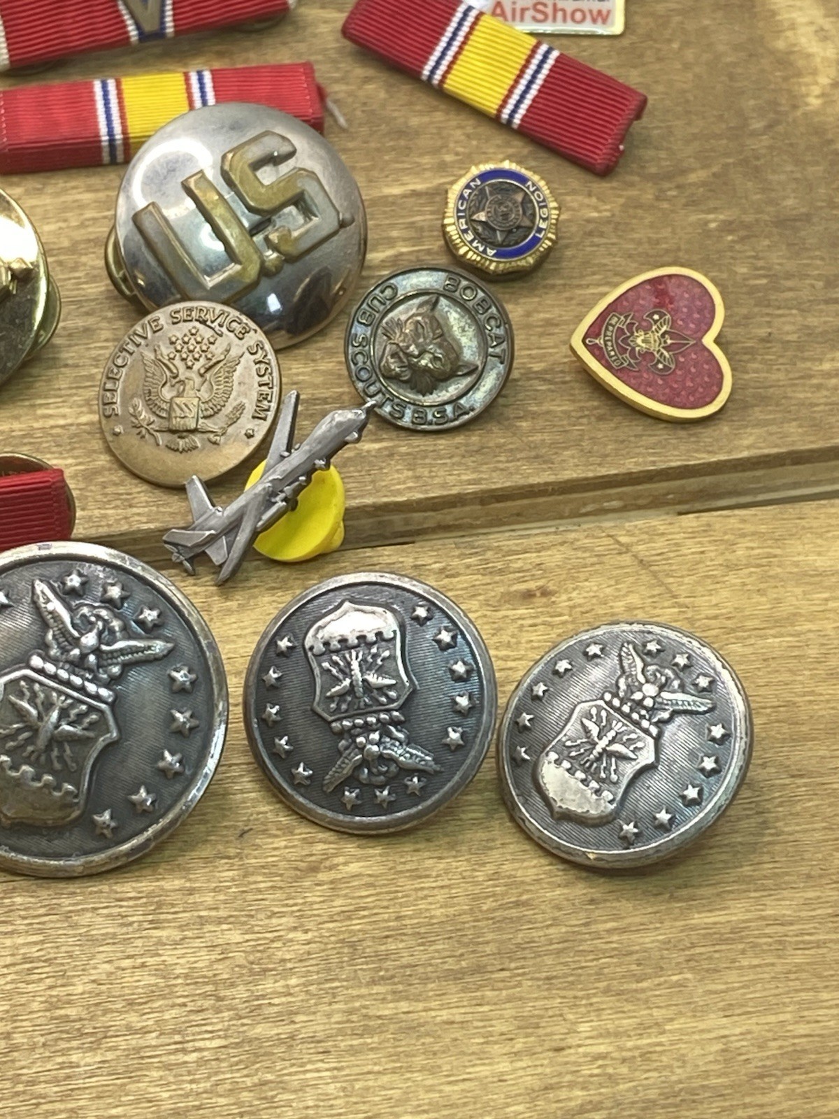 Vintage – Modern 50 Piece Presidential & Militaria Lot