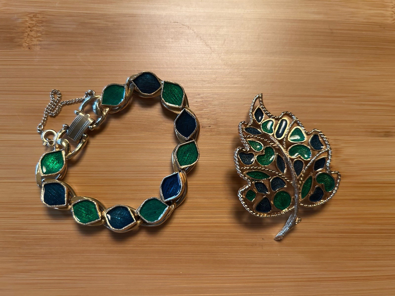 VTG MCM Florenza Link Bracelet & Leaf Brooch Set-Gold Tone, Blue & Green Enamel