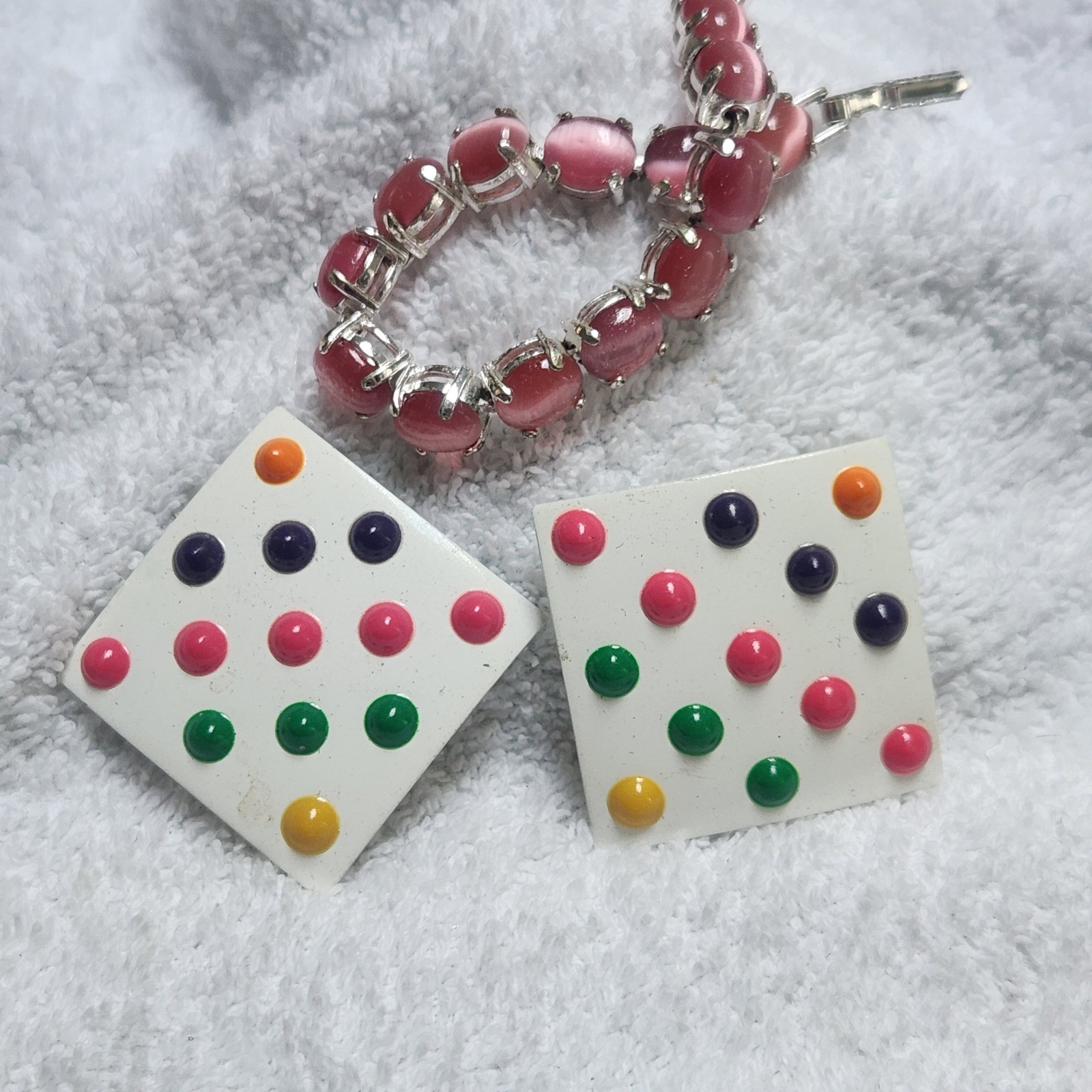 Avon Pink Cats Eye Bracelet and Vintage 80s Multi Color Dot Square Earrings lot