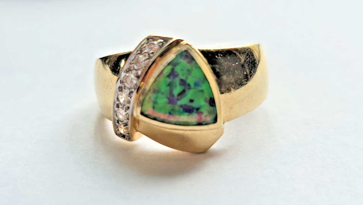 VTG Bogarz 14k YELLOW GOLD TRILLION Cut BOULDER OPAL – Ring SZ 7 5.21g BZ