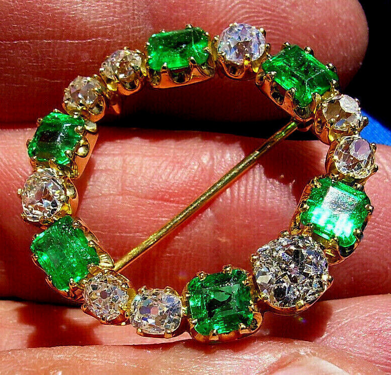 Original EARTH MINED DIAMOND EMERALD BROOCH Circle Deco Antique SOLID 18K GOLD