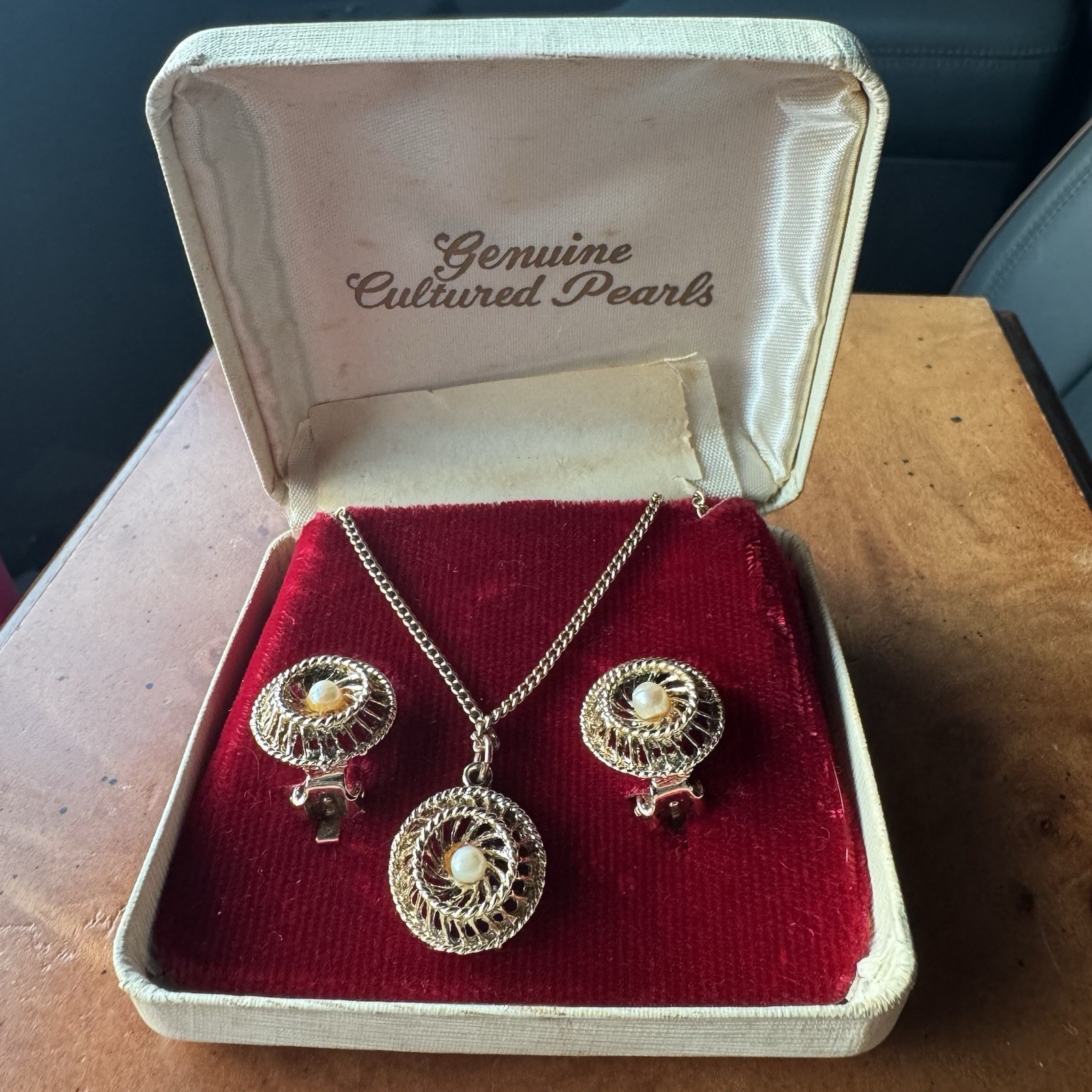 Vintage Genuine Cultured Pearl Necklace & Clip-On Earrings Set in Box