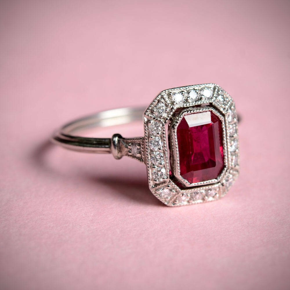 Vintage Art Deco Style Lab Created Red Ruby Engagement Wedding 925 Silver Ring