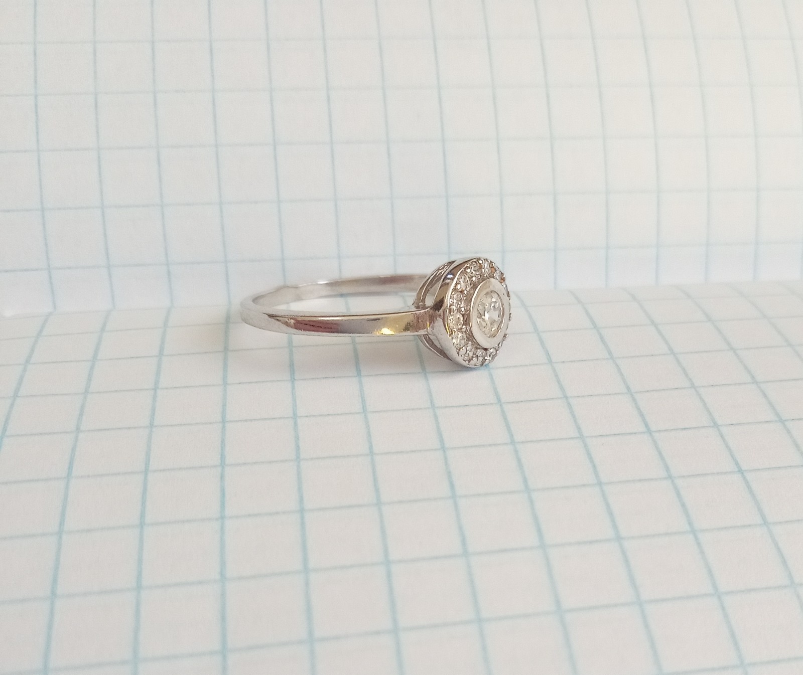 Vintage Beautiful Ring White stones Sterling Silver 925 Women Jewelry size 7.25