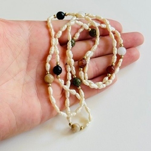 FreshWater Baroque Seed Pearl Necklace VTG Beads onyx quartz Fresh Water 30″L