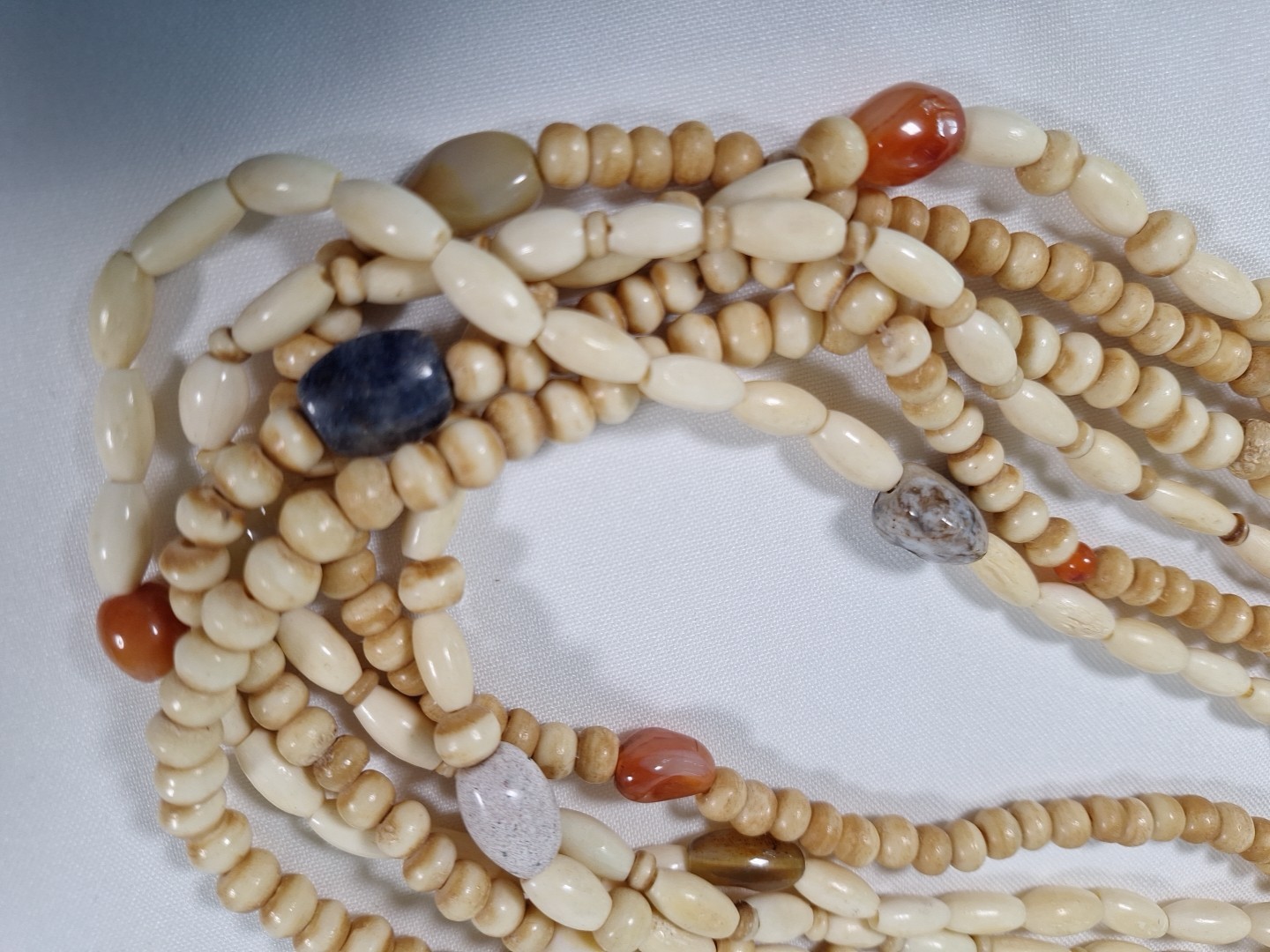 Bleached 6 Strand Tan & Beige Necklace With Agates 21.5″