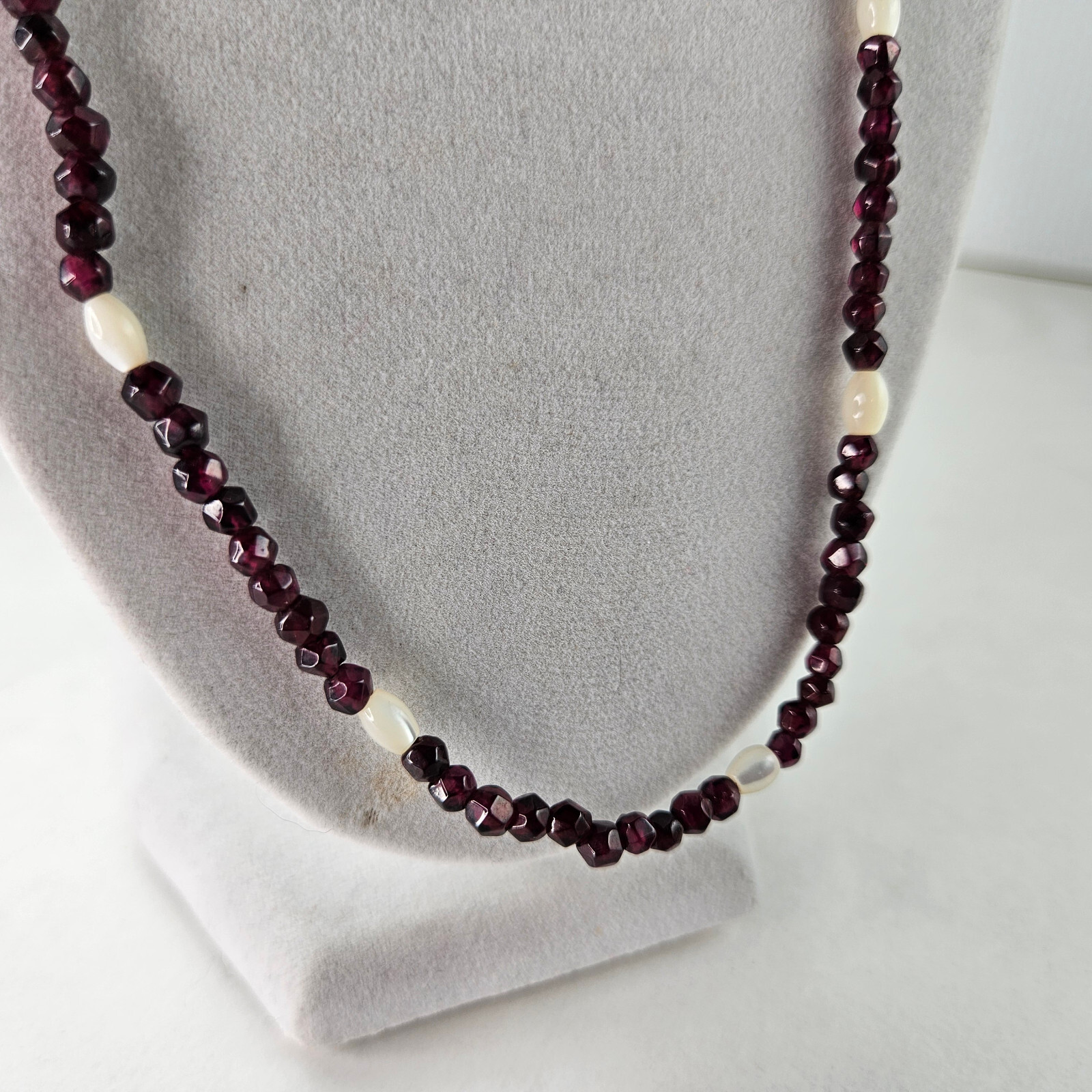 Necklace Amethyst & Mother of Pearl Beads 22 inch [8068]