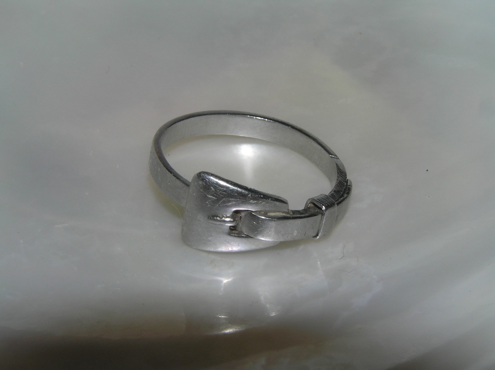Antique Carved Silver Belt Buckle Band Ring Size 8.5 – no markings for metal