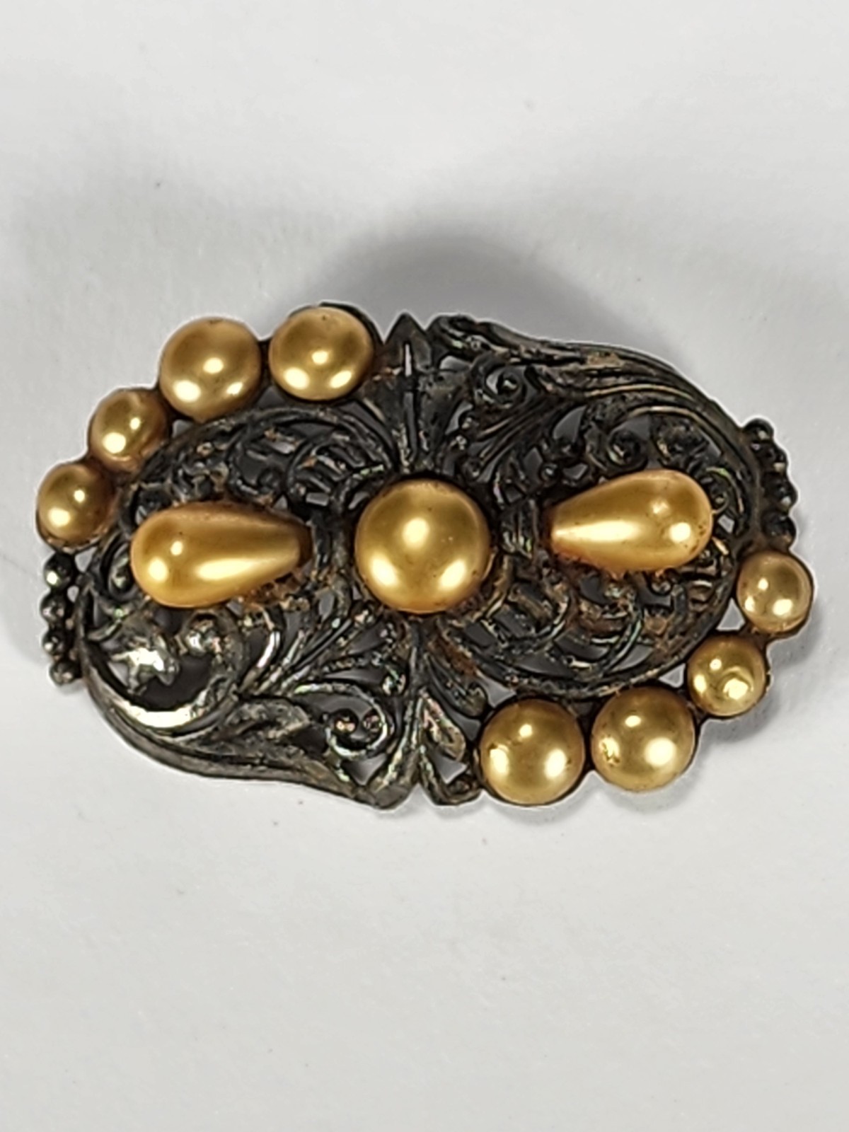 Vintage Little Nemo LN/25 Brooch – Silver Tone Filigree & Faux Yellow Pearl