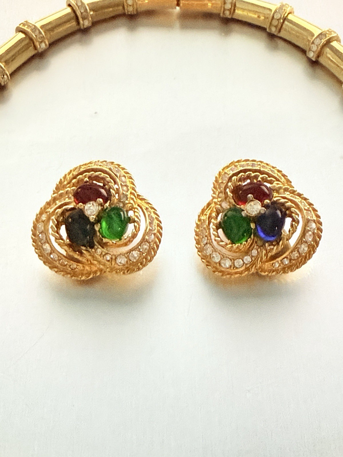CINER 1980s Gold Tone Gripoix Cabochon Rhinestone Bar Link Necklace Earrings Set