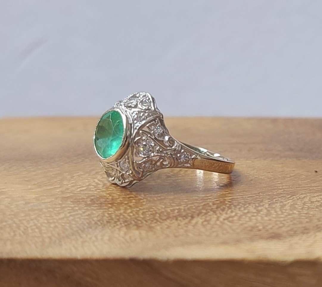 Vintage 14k White Gold Engagement Ring 1.35CT. Natural Round Colombian Emerald