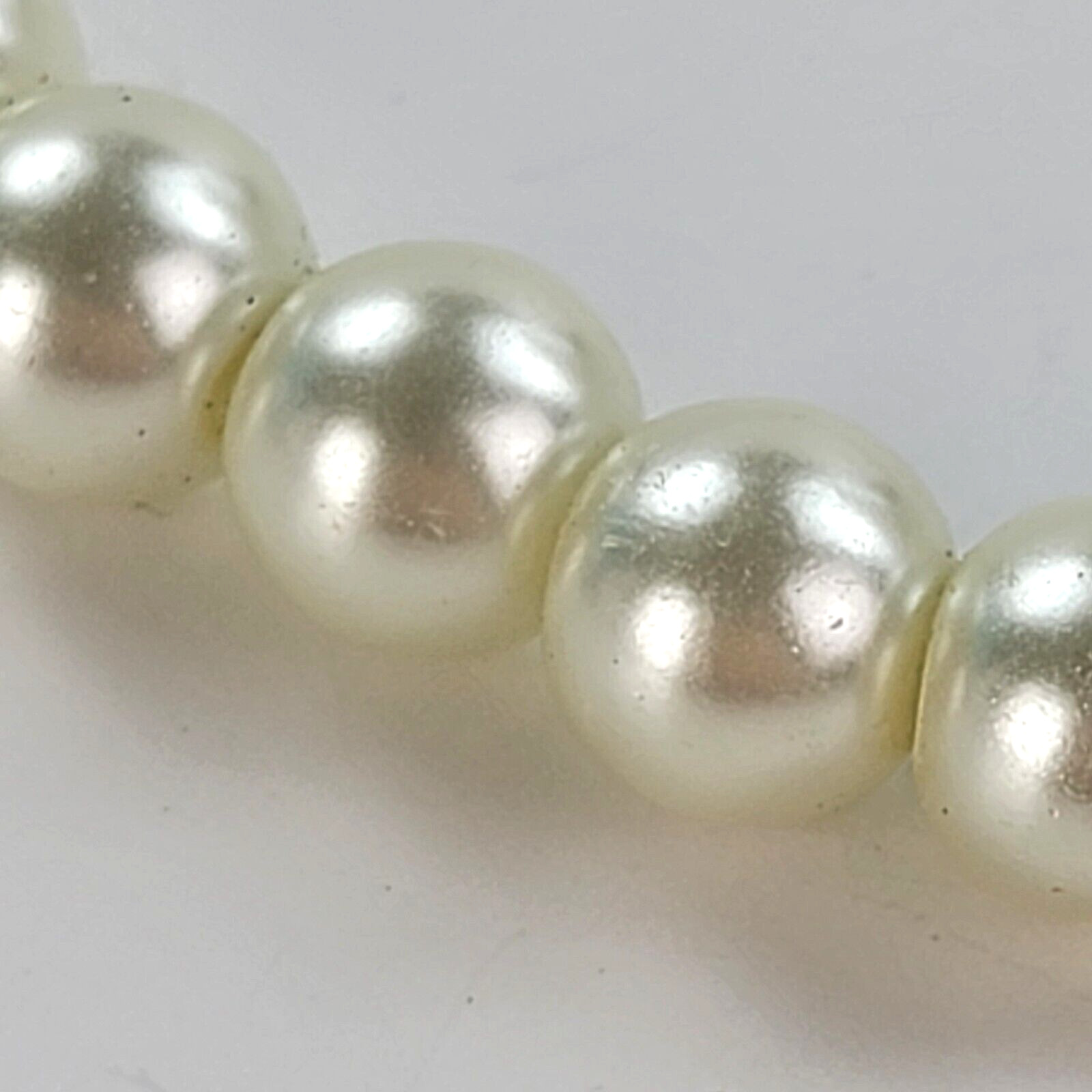 White Faux Pearl Glass Beaded Necklace Silver Tone Adjustable 19″