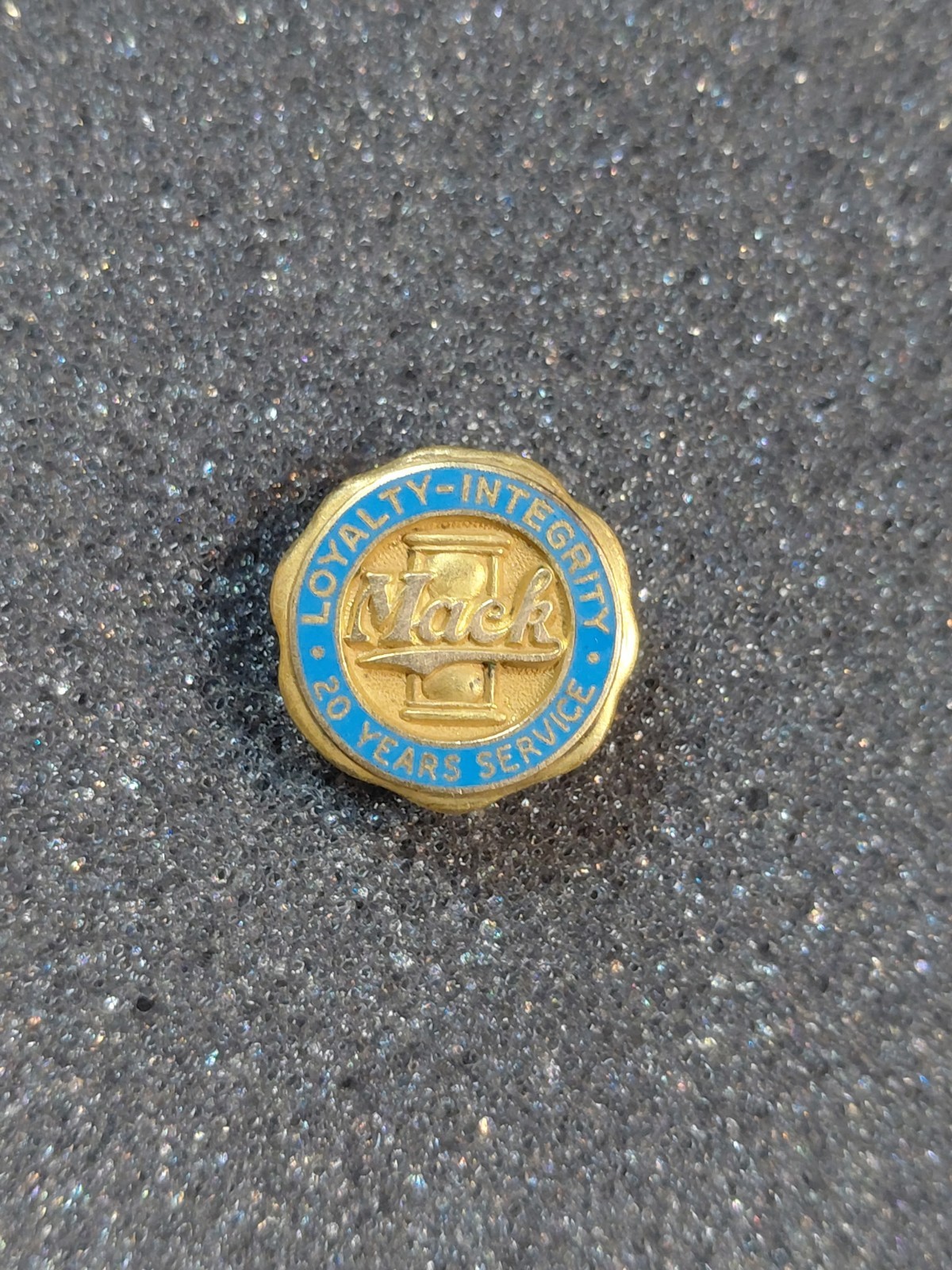 LOT Of (5) Vintage Gold Filled/plated Pins. Please See Pictures