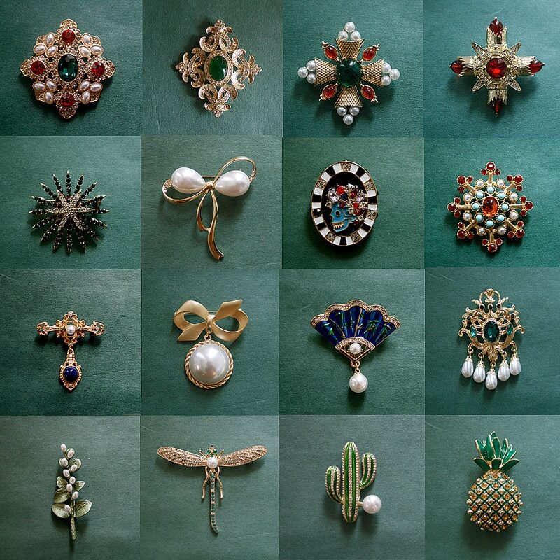 Exquisite Retro Pearl Brooch Pin Badge Brooches Jewelry For Women Accessories